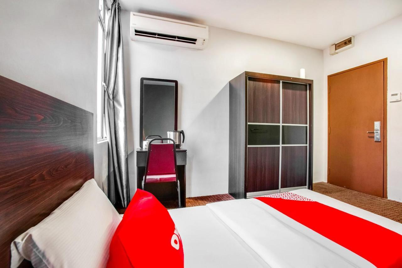 Oyo 89652 P Line Hotel Johor Bahru